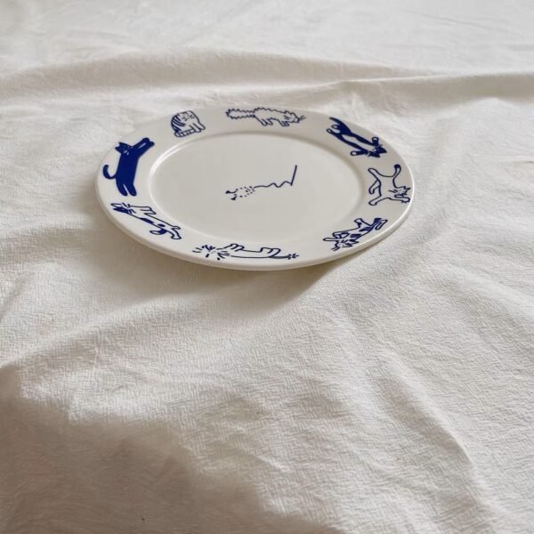 PUQOO Home | Blue Playful Cat and Dog Ceramic Plate - Image 4